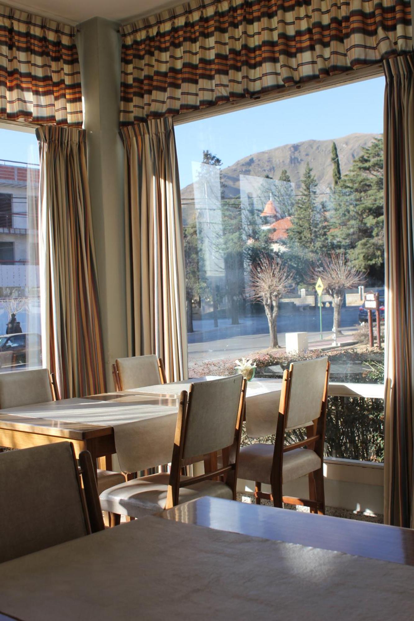 Hotel Marydor La Falda Kültér fotó